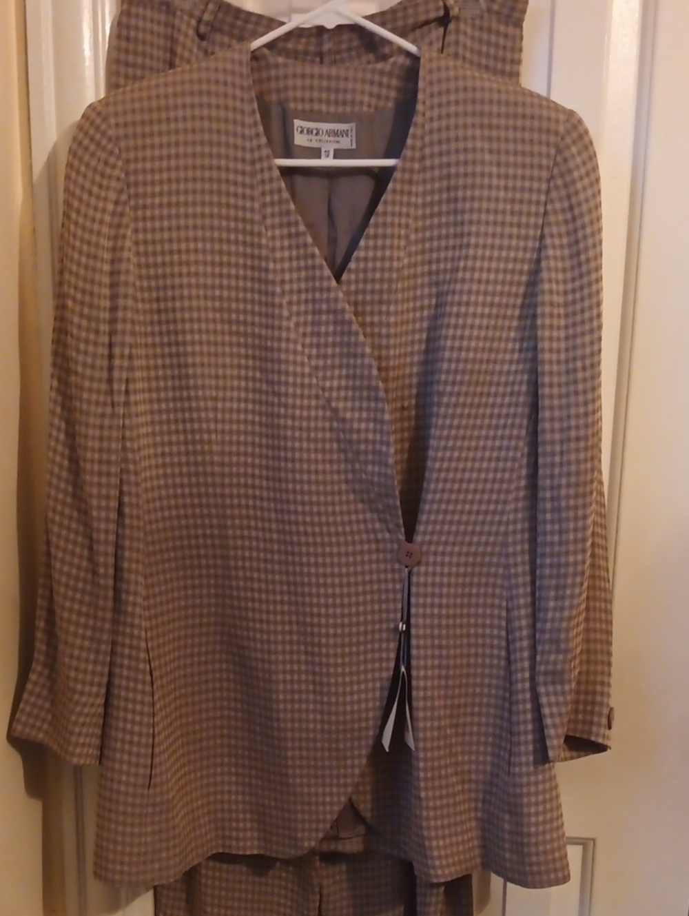 Giorgio Armani Taupe Houndstooth Blazer and Trousers Set. NWT!